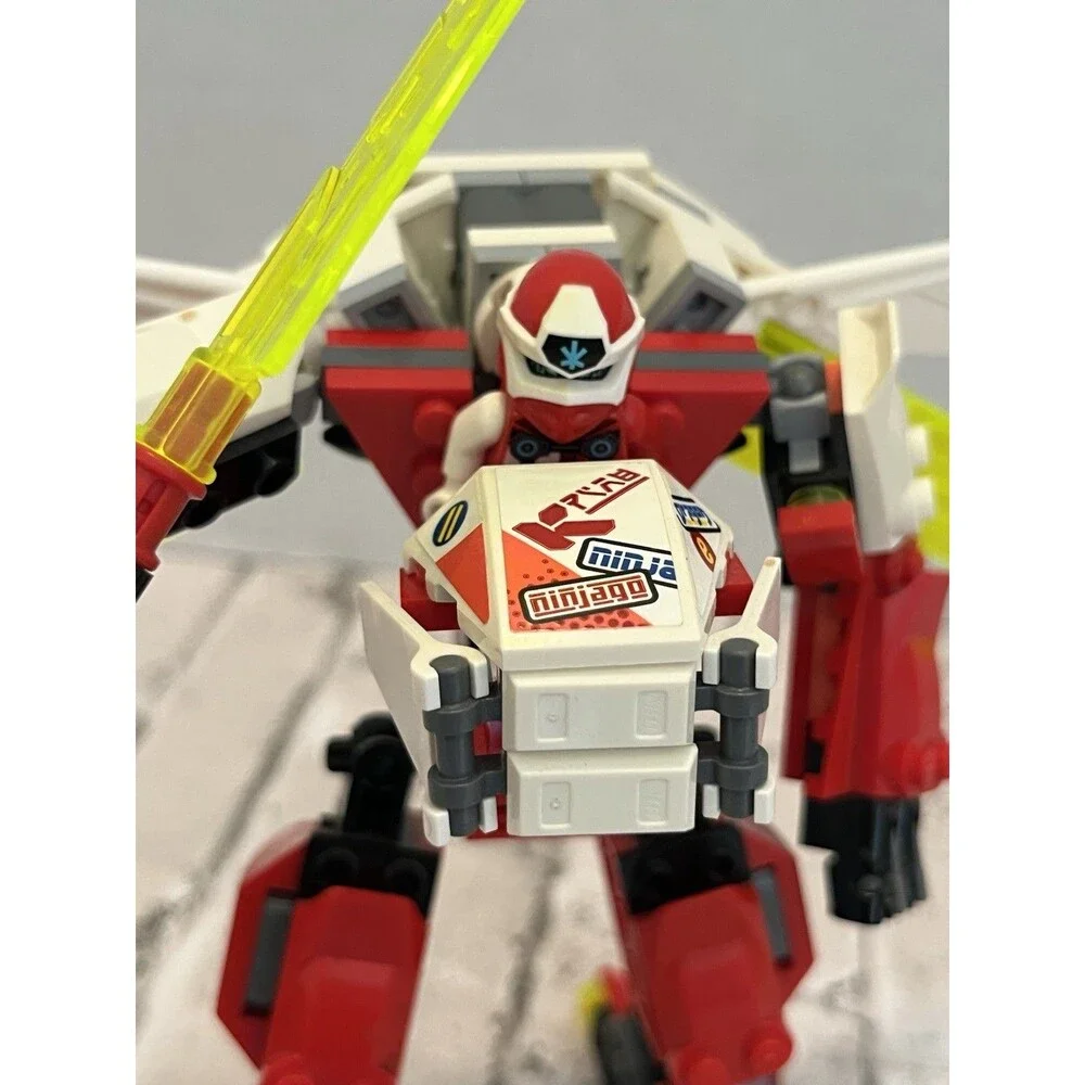 LEGO NINJAGO: Kai's Mech Jet (71707) Incomplete